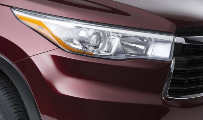 2014 Toyota Highlander teased ahead NY debut