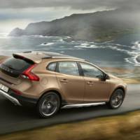 2014 Volvo V40 and V40 Cross Country facelift