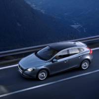 2014 Volvo V40 and V40 Cross Country facelift