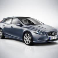 2014 Volvo V40 and V40 Cross Country facelift