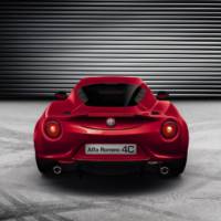 Alfa Romeo 4C Launch Edition was unveiled in Geneva