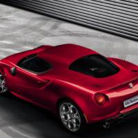 Alfa Romeo 4C Launch Edition was unveiled in Geneva