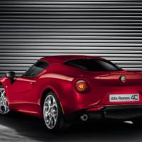 Alfa Romeo 4C Launch Edition was unveiled in Geneva