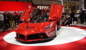 Ferrari has over 1.000 requests for the LaFerrari