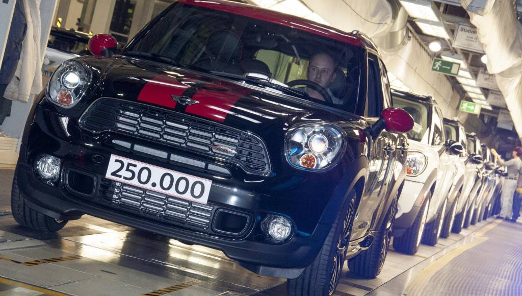 Mini Countryman reaches 250.000 units milestone