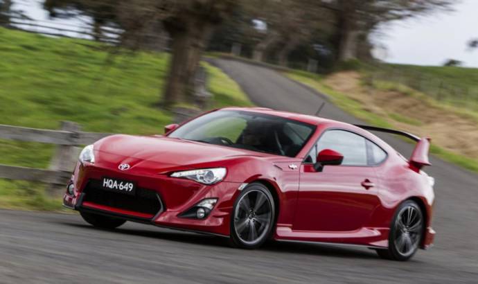 Toyota is considering a GT86 sedan and shooting brake