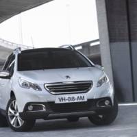 2013 Peugeot 2008 crossover - official details and photos