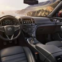 2014 Buick Regal facelift revealed in New York