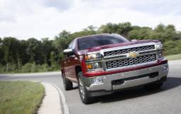2014 Chevrolet Silverado, priced at 24.585 dollars in US