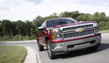 2014 Chevrolet Silverado, priced at 24.585 dollars in US