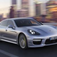 First leaked photos of the 2014 Porsche Panamera Facelift