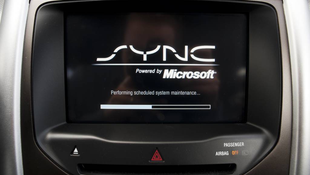 Ford will use video snaks to convince its clients
