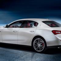 Maserati Ghibli - first official photos with new BMW 5 Series   rival