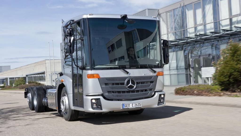 Mercedes Econic