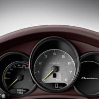 Porsche Panamera S E-Hybrid gets official