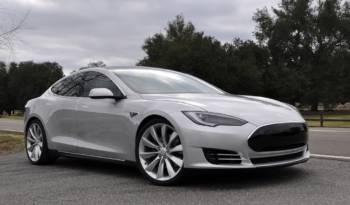 Tesla Model S to abandon 40 kWh version
