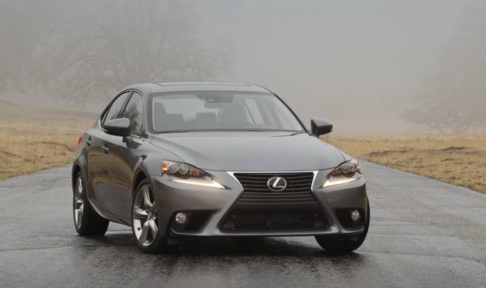 The 2014 Lexus IS Sports sedan starts at 35.950 USD