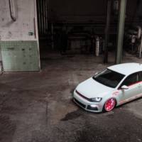 Volkswagen Golf 7 Light-Tron by Low Car Scene