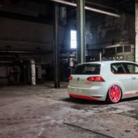 Volkswagen Golf 7 Light-Tron by Low Car Scene