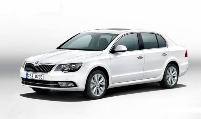 2013 Skoda Superb facelift - official photos and details