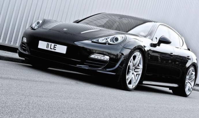 Porsche Panamera Super Sport Wide Track prepared by Kahn Design