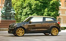 Mini Paceman by Roberto Cavalli revealed at Vienna Life Ball