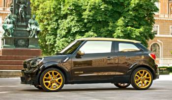 Mini Paceman by Roberto Cavalli revealed at Vienna Life Ball