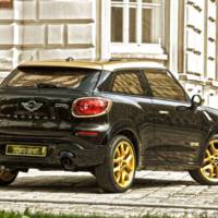 Mini Paceman by Roberto Cavalli revealed at Vienna Life Ball