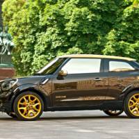 Mini Paceman by Roberto Cavalli revealed at Vienna Life Ball