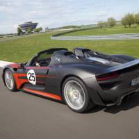 Photo Gallery: Porsche 918 Spyder shows its muscles