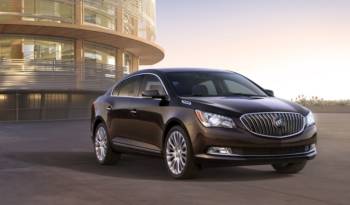 2014 Buick LaCrosse sedan, priced from 34.060 USD