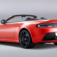 Aston Martin V12 Vantage S Roadster rendered by Theophilus Chin