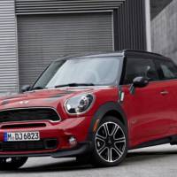 Mini Countryman and Paceman received John Copper Works Customization Program