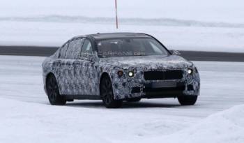 The upcoming BMW 7-Series could weigh less than the actual 5-Series