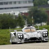 First official pictures of the Porsche LMP1 Prototype