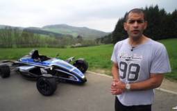 Video: Chris Harris is having fun behind the wheel of the Formula Ford 1.0 Liter EcoBoost Car