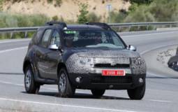 2014 Dacia Duster facelift - new spy photo