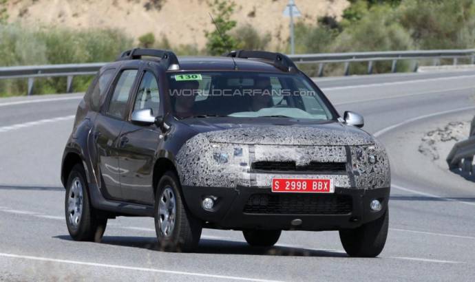 2014 Dacia Duster facelift - new spy photo