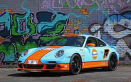 Cam Shaft Porsche 911 dressed in Gulf livery