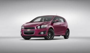 Chevrolet Sonic receives new colours