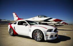 U.S. Air Force Thunderbirds Edition Ford Mustang officially unveiled