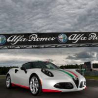 2013 Alfa Romeo 4C Safety Car revealed