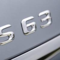 2014 Mercedes S63 AMG - official photos and details