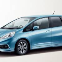 2014 Honda Fit Shuttle unveiled