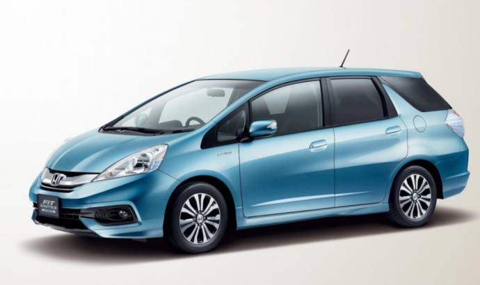 2014 Honda Fit Shuttle unveiled