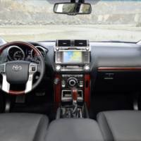 2014 Toyota Land Cruiser facelift unveiled