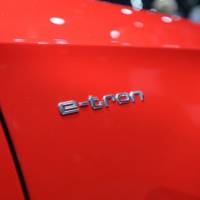 2015 Audi Q7 e-tron officially confirmed