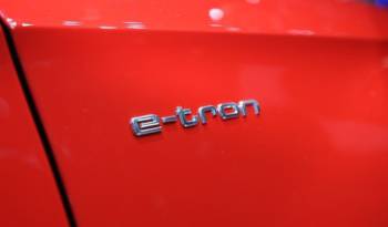 2015 Audi Q7 e-tron officially confirmed