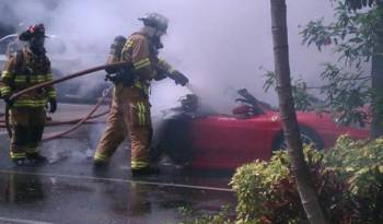 Ferrari F430 burns in Florida