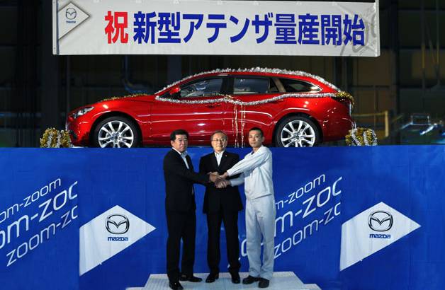 Mazda Hofu plant builds its 10 milionth car